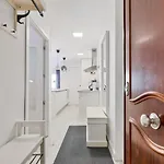 Modern In Boliches Near Apartment *