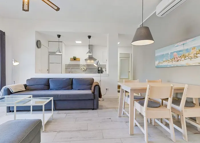 Modern In Boliches Near