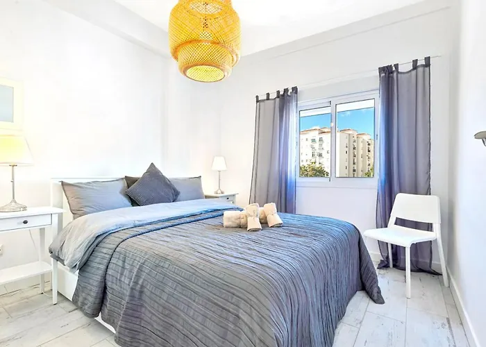 Modern In Boliches Near Apartment *